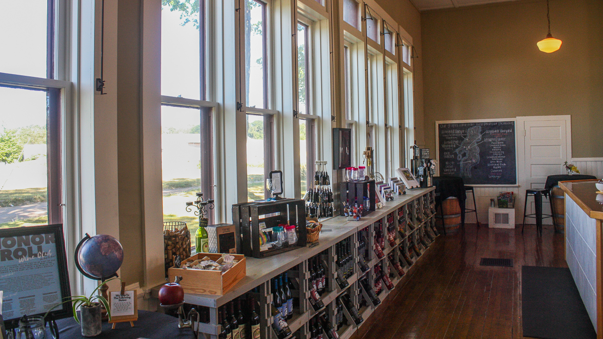 Peninsula Cellars on the Old Mission Peninsula | Karen Rieser Photo